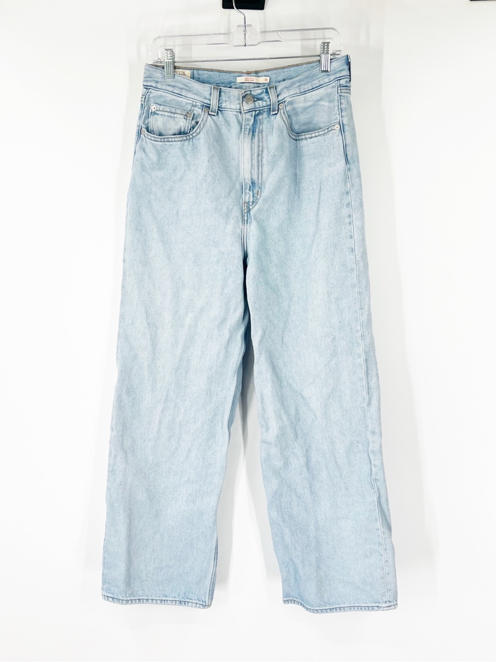 Levi’s High Rise Loose Jeans Light Wash